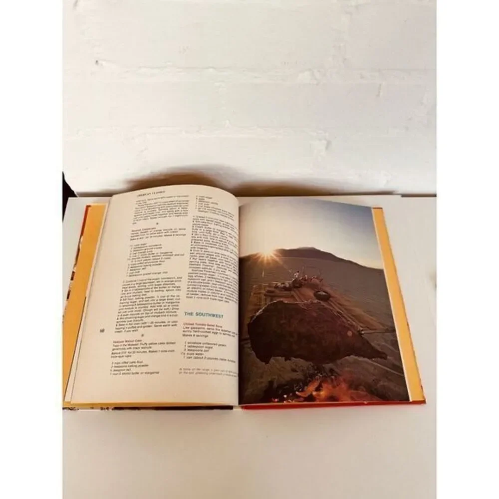 Family Circle Illustrated Library Of Cooking- Vol 1 (A-Bev) 1972 Good‎ Condition